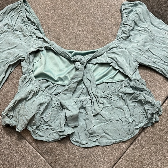 Altar’d State Size Large Teal Crop with off the shoulder long sleeves/open back - Picture 6 of 8